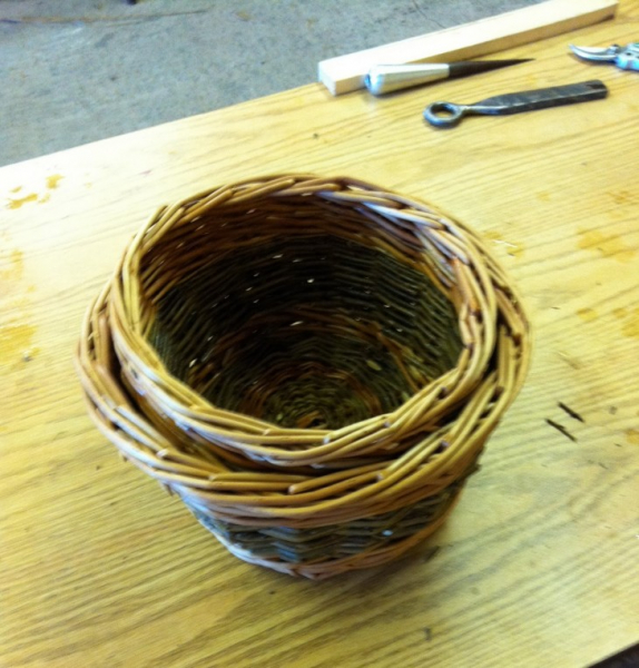 Корзина на все случаи жизни своими руками