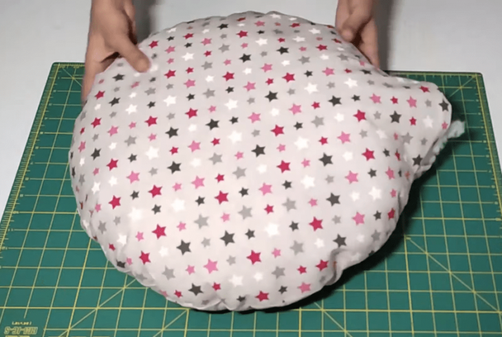 Круглая подушка на все случаи жизни