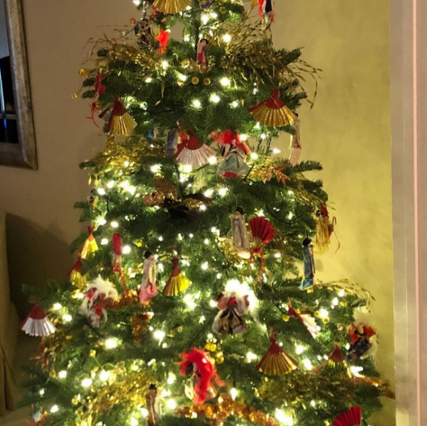 Необычные традиции украшения новогодней ёлки в разных странах