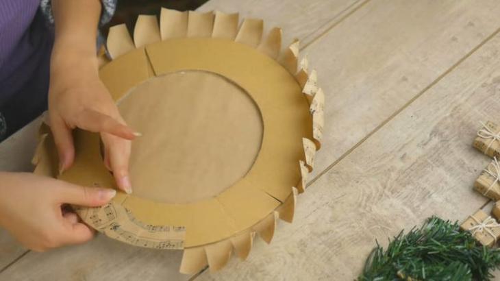 Новогодний декор из самой дешёвой ёлки