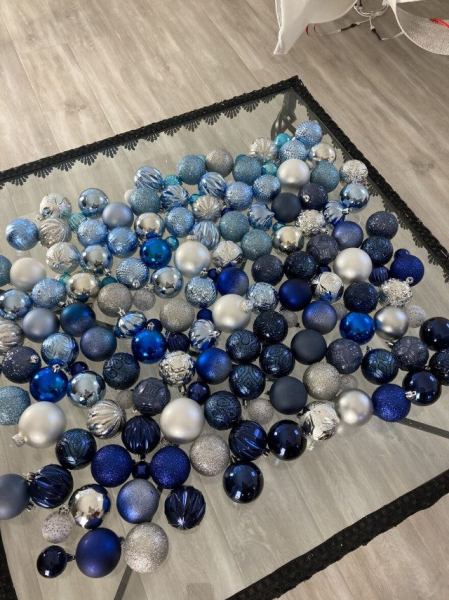 Новогодняя ёлка из светоотражающей пеноизоляции