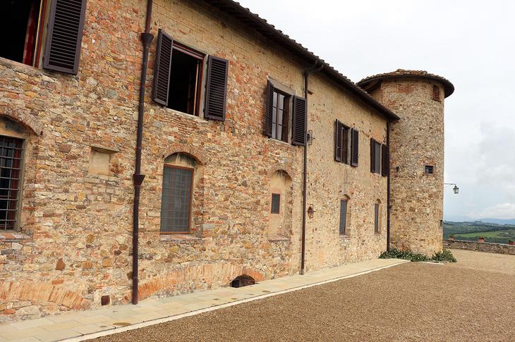 Сказочные замки Тосканы: 10 древних сооружений, в которых можно пожить