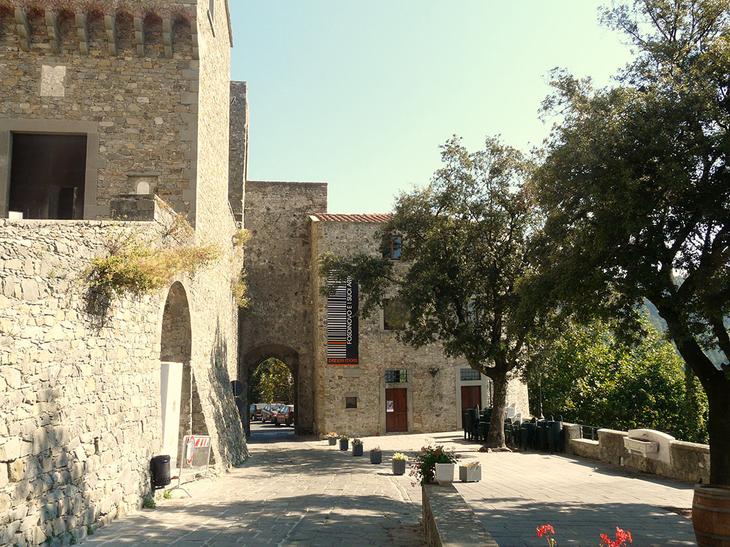 Сказочные замки Тосканы: 10 древних сооружений, в которых можно пожить