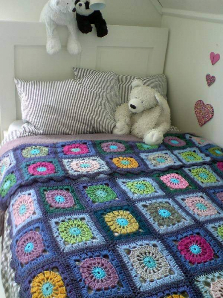 Тёплые пледы и покрывала своими руками — 33 идеи