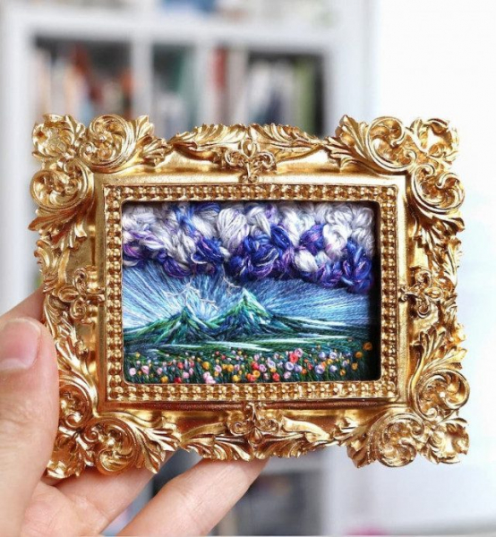 Вышитые пейзажи от Каролины Торрес