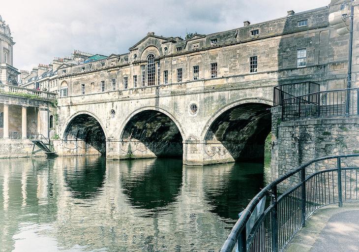 Жилые мосты Европы: ТОП-5 уникальных мостов, на которых до сих пор живут люди