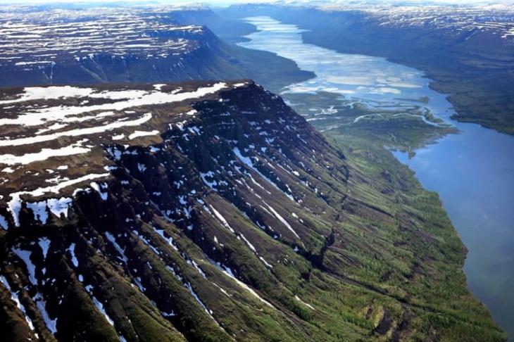 10 природных достопримечательностей России, от которых невозможно оторвать взгляд