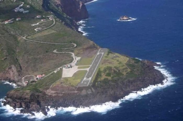 10 самых необычных аэропортов в мире