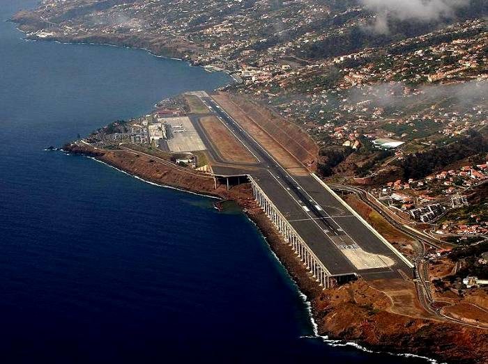 10 самых необычных аэропортов в мире