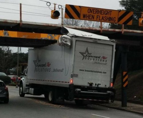 13 достопримечательностей разных стран, которые были созданы совершенно случайно