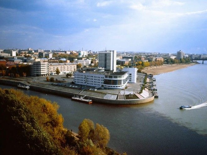 16 поразительных мест, где видна граница между водными пространствами