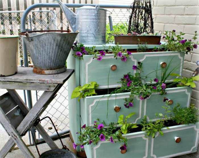 17 проверенных идей, которые помогут увеличить возможности маленького сада