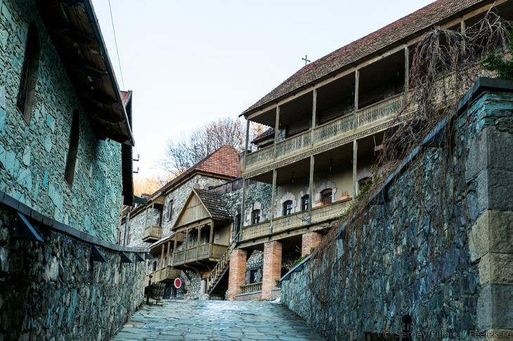 Армения: горы и монастыри