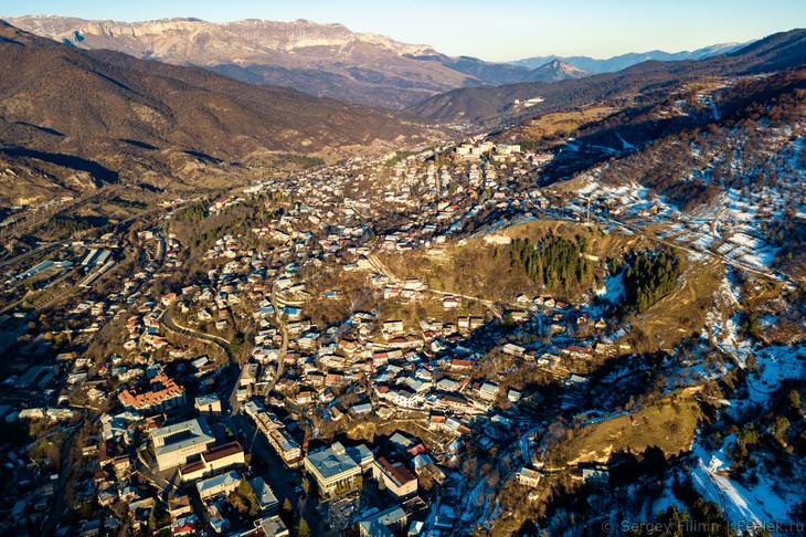 Армения: горы и монастыри