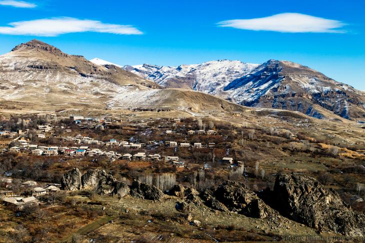 Армения: горы и монастыри