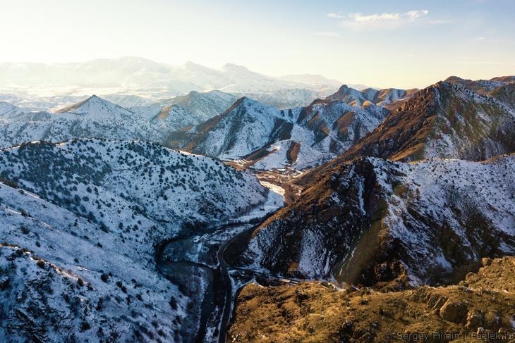 Армения: горы и монастыри