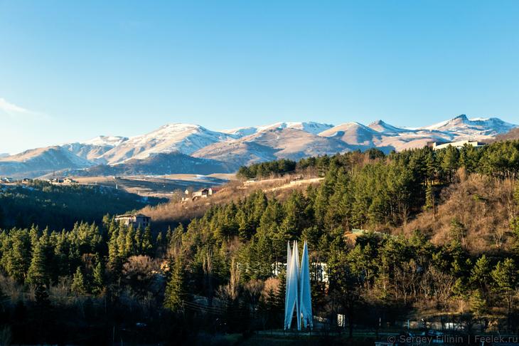 Армения: горы и монастыри