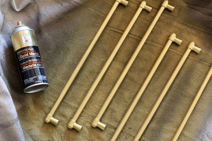 Декор из ненужных вещей: что можно сделать с помощью спрей-краски своими руками