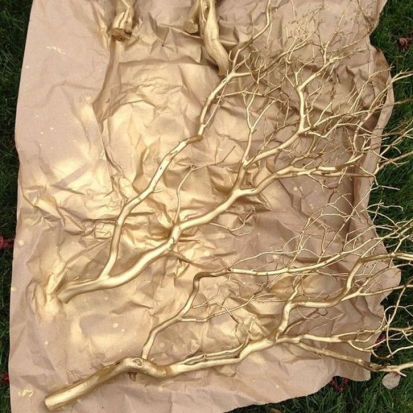 Декор из ненужных вещей: что можно сделать с помощью спрей-краски своими руками