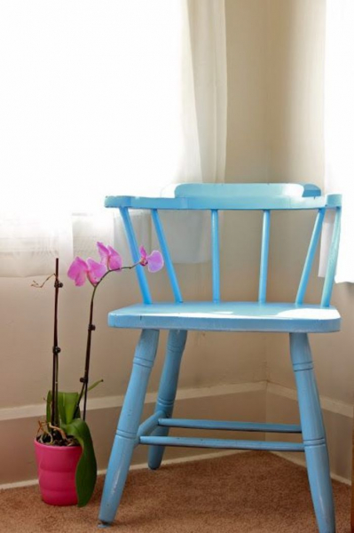 Декор из ненужных вещей: что можно сделать с помощью спрей-краски своими руками