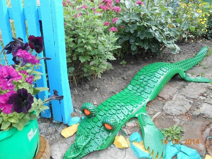 Дешево и эффектно: 25 ярких идей, которые преобразят любой двор