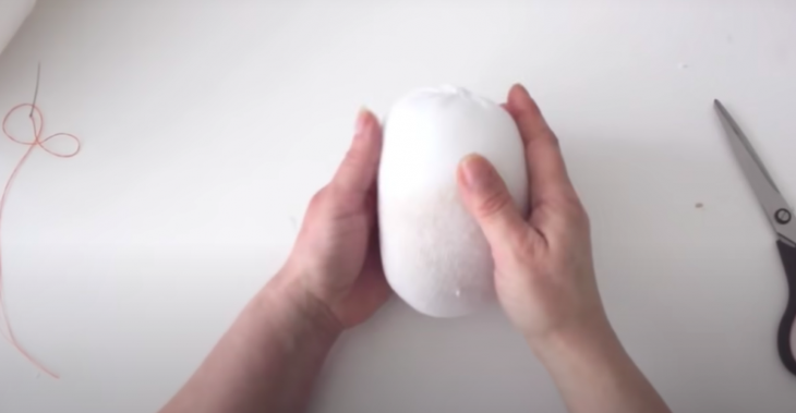 Как сделать милых пёсиков из пряжи