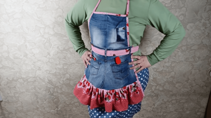 Полезная вещь для кухни из остатков джинсы