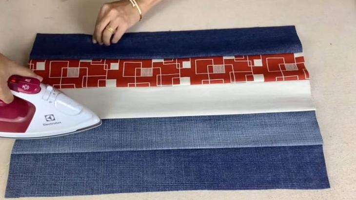 Простая в пошиве корзинка из старых джинсов