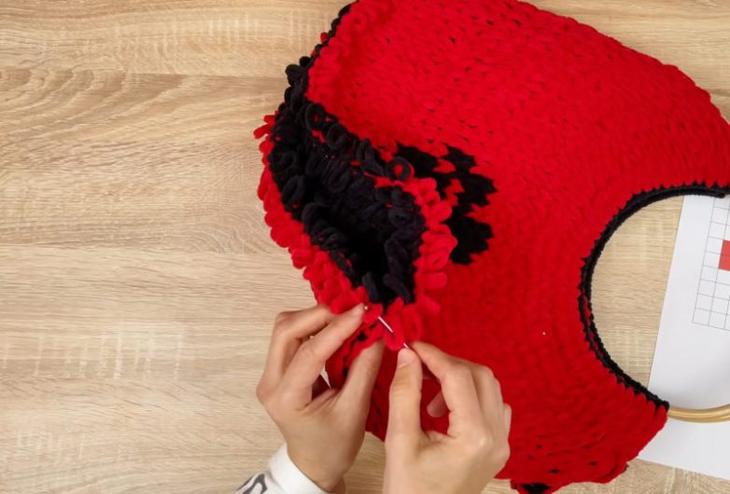 Сумка из необычной пряжи