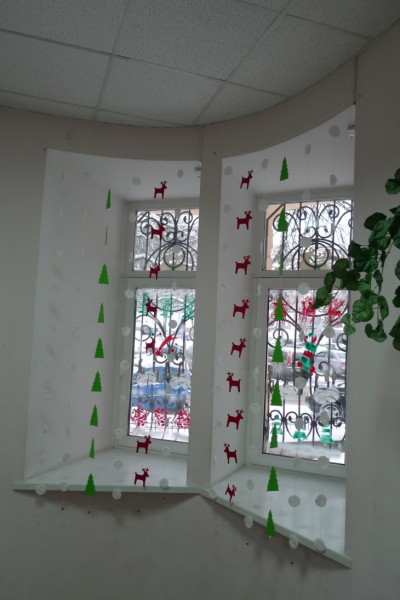 Украшения на окна к новому году — фото новинок