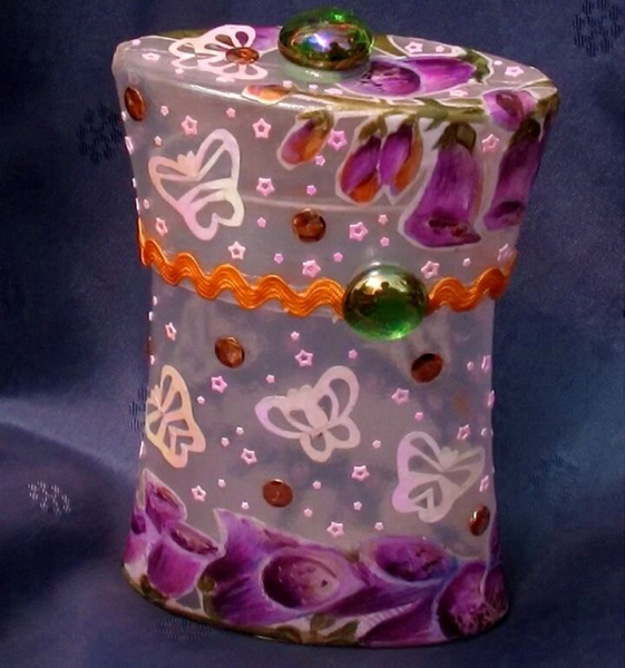 Вторая жизнь бутылок от шампуня