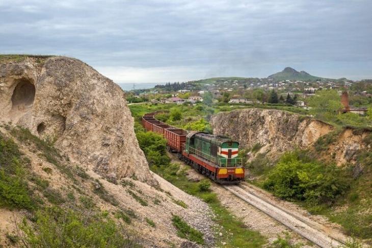 Железные дороги и поезда разных стран