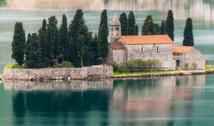 10 самых миниатюрных населенных островов мира