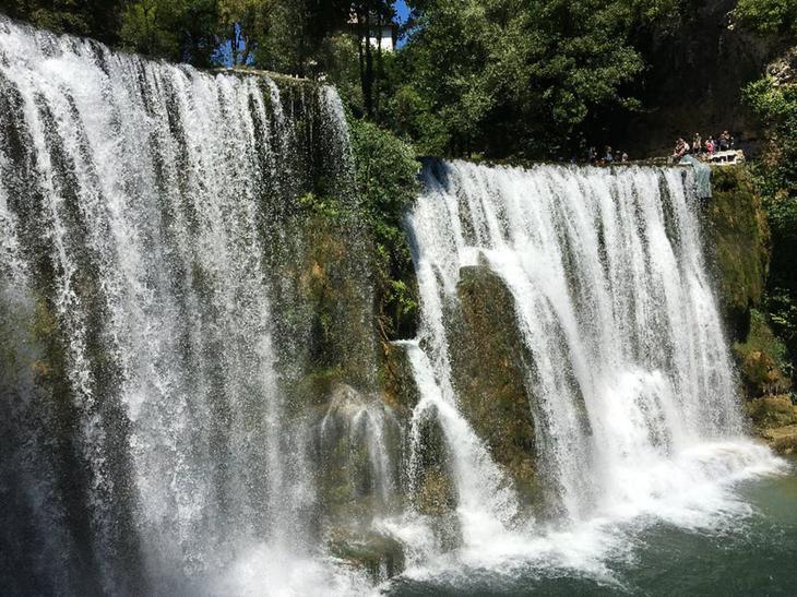 10 самых живописных водопадов Европы