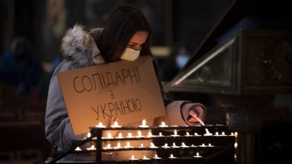 Война на Украине, день второй. Фотографии