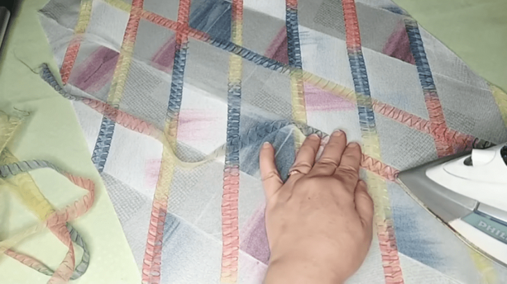 Идея для интерьера из остатков штор