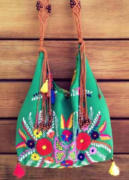 Как красиво украсить интерьер с помощью домашнего рукоделия