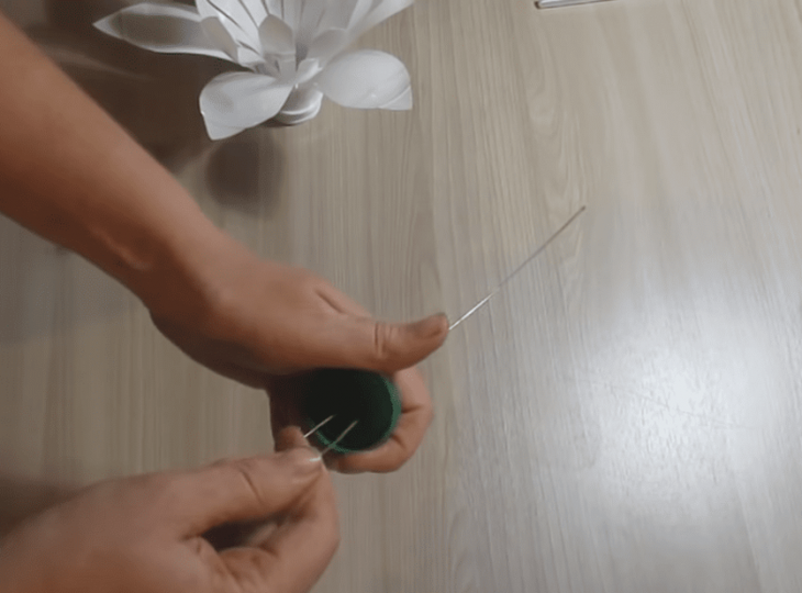 Оригинальный декор из пластиковых бутылок