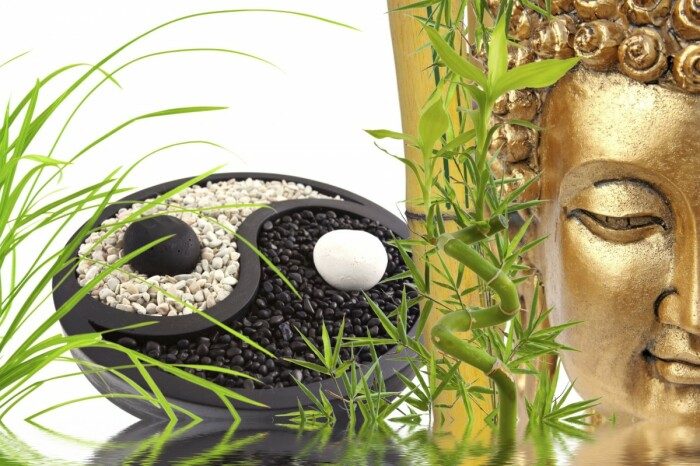 Почему крыши домов в Японии и Китае имеют такую необычную форму?