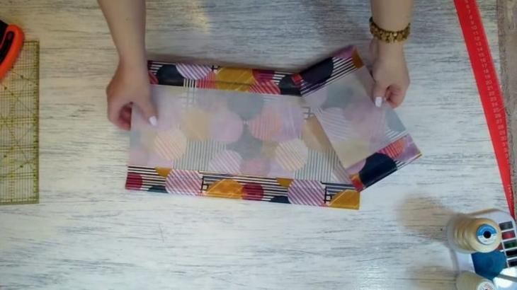 Старая полка в технике "пицца"