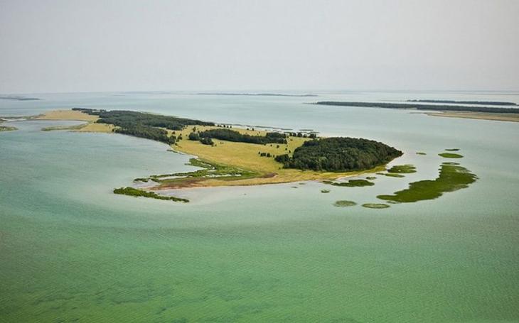 10 самых крупных озёр России