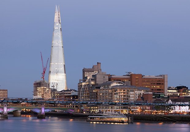 11 технологичных зданий мира, в реальность которых трудно поверить