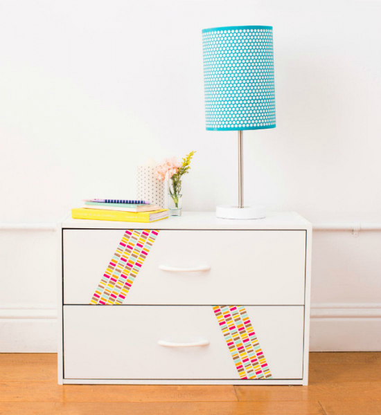 18 интересных идей использования декоративного скотча в интерьере