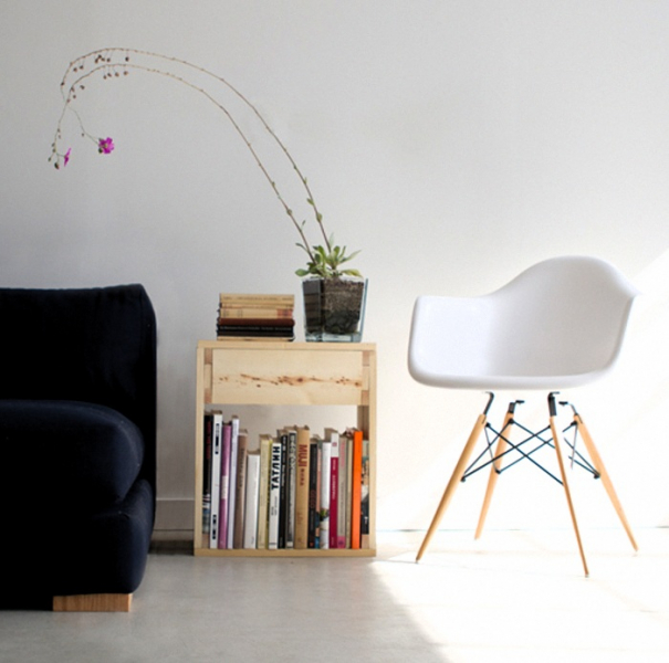 18 столиков, сделанных своими руками, которые преобразят интерьер