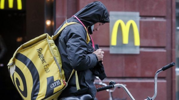 McDonald's закрывает все свои рестораны в России
