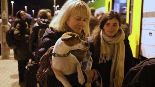 Седьмой день вторжения на Украину: страну покинул миллион беженцев. Россия впервые рассказала о потерях