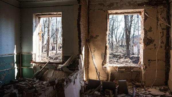 Война в Украине, день 27-й: украинские военные взяли под контроль Макаров, мэр Борисполя просит жителей покинуть город