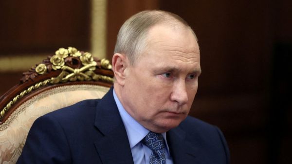 Российские войска под Киевом перегруппируются, автобусы Красного Креста поедут в Мариуполь. 36-й день войны против Украины