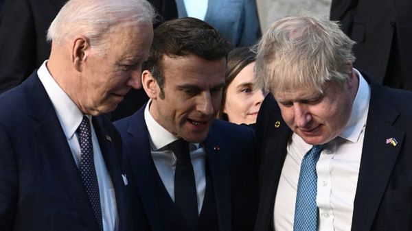 Украина говорит о потоплении российского корабля в Бердянске. Главные события 29-го дня войны