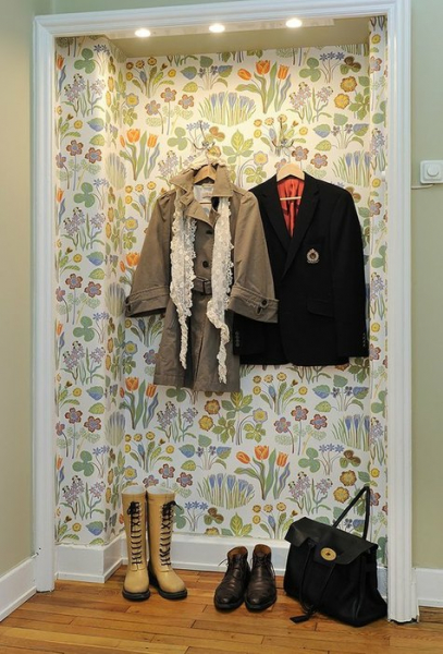 Что делать с остатками обоев: 13 идей и 30 примеров